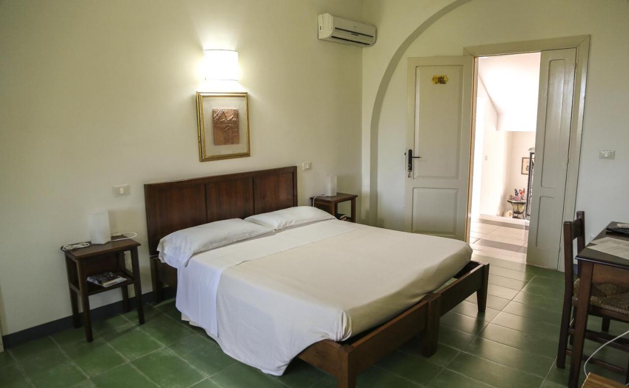 Agriturismo Modi Gerace Exterior foto